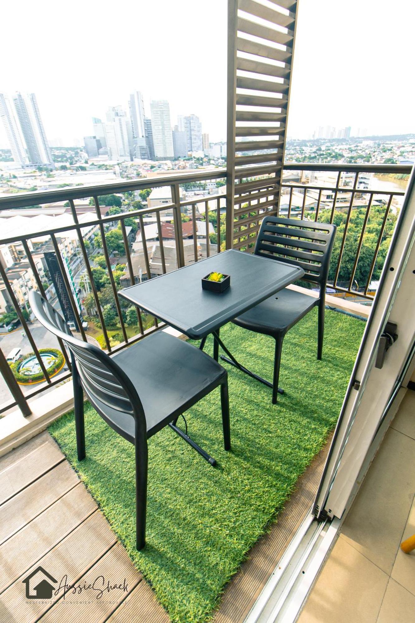 Aussie Shack - 2Br Modern Condo With Skyline View Манила Экстерьер фото